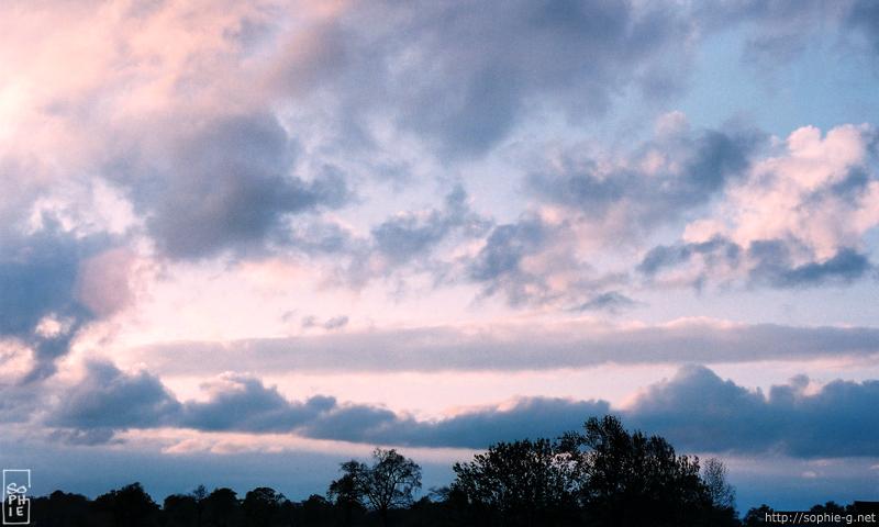 Cloudy sky - Ciel nuageux - 800 * 480