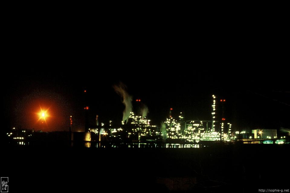 Donges refinery by night - Raffinerie de Donges la nuit - 960 * 640
