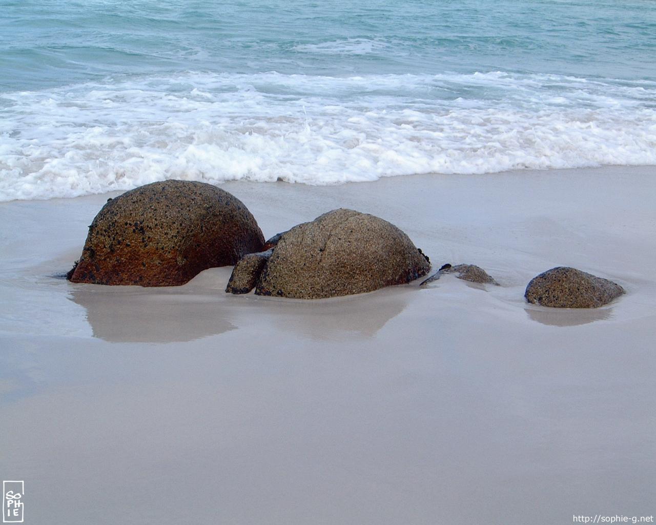 Friendly Beaches boulders - Rochers de Friendly Beaches - 1280 * 1024