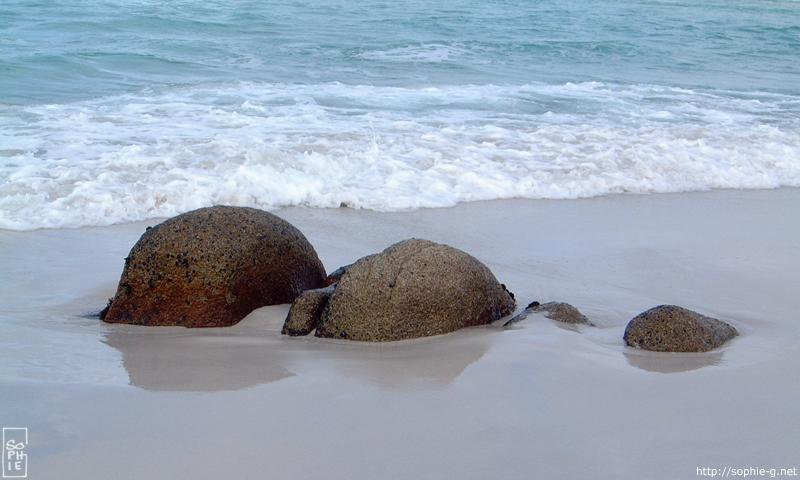 Friendly Beaches boulders - Rochers de Friendly Beaches\ - 800 * 480