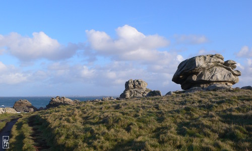 Big granite boulders - Énormes blocs de granit