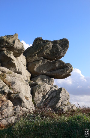 Big granite boulders - Énormes blocs de granit