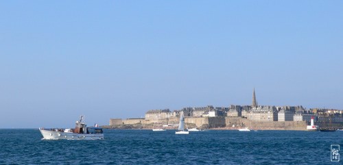 Passenger boat - Vedette à passagers