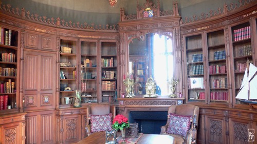 Living room chimney - Cheminée du salon